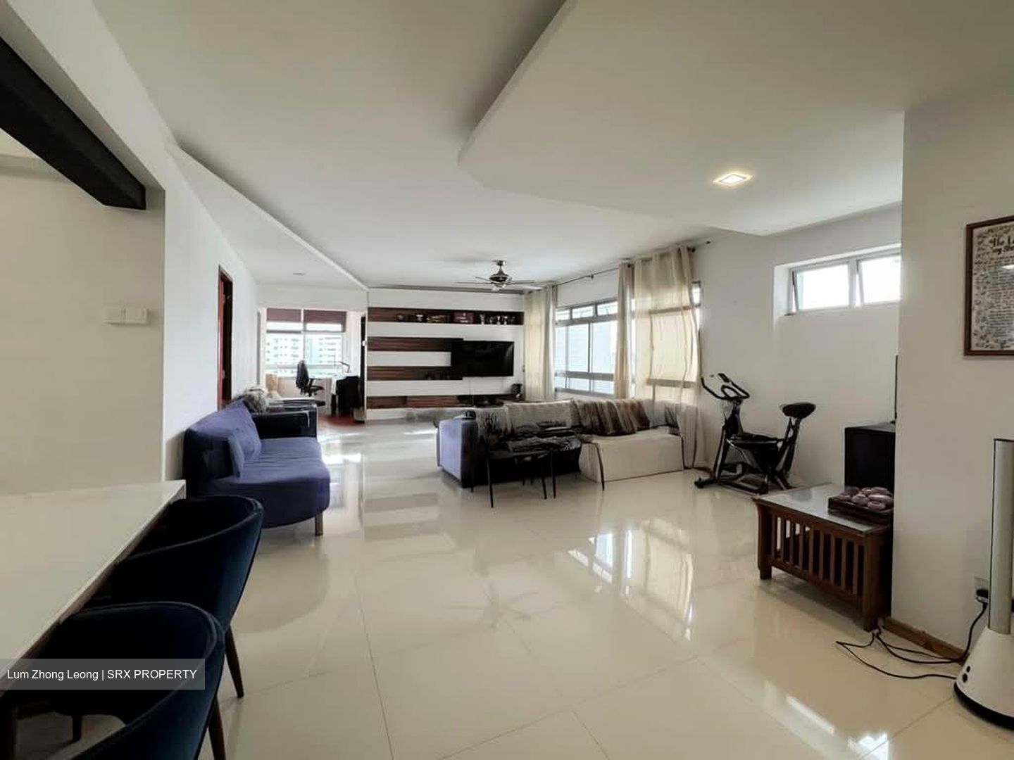 Blk 243 Pasir Ris Street 21 (Pasir Ris), HDB Executive #584535981